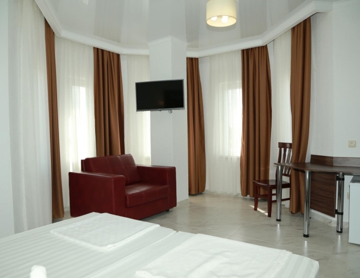 Номер делюкс с 1 двуспальной кроватью - Гостиница Samson / Самсон Сухум