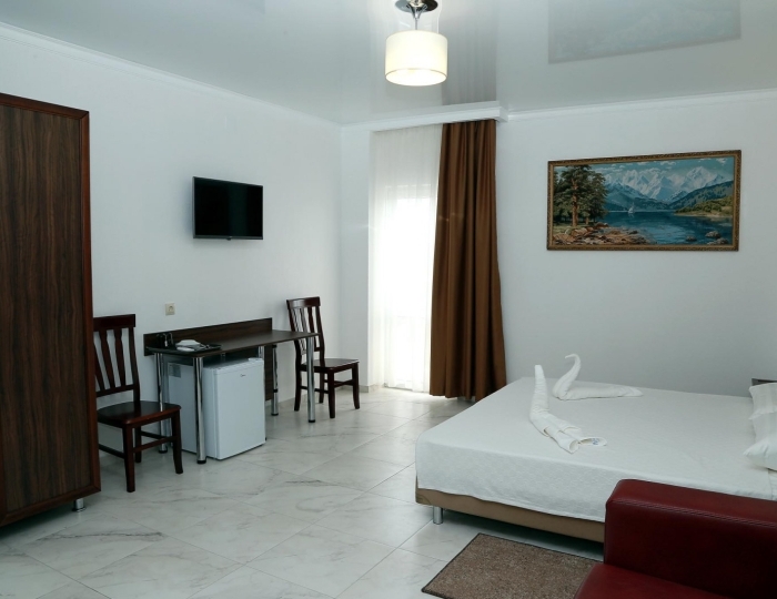 Номер делюкс с 1 двуспальной кроватью - Гостиница Samson / Самсон Сухум