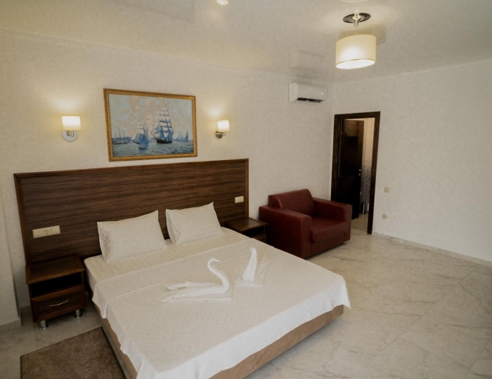 Номер делюкс с 1 двуспальной кроватью - Гостиница Samson / Самсон Сухум